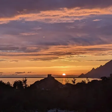 Lägenhet Le Porto T3 55m2 Vue Immeuble Traditionnel En Pierre De Taille Avec Prestations Exceptionnelles Barbecue Ordinateur Videosurveillance Terrasse Panoramique Porto (Corsica)