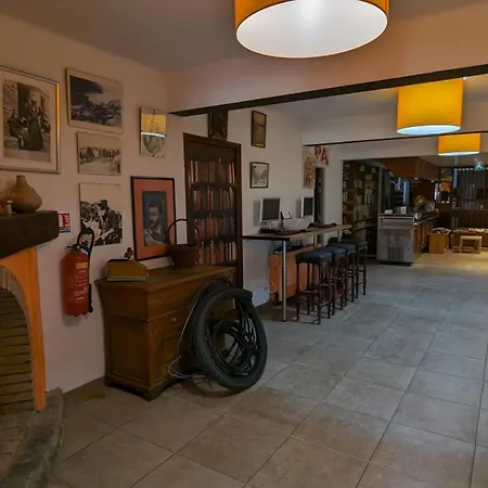 Le Porto T3 55m2 Vue Immeuble Traditionnel En Pierre De Taille Avec Prestations Exceptionnelles Barbecue Ordinateur Videosurveillance Terrasse Panoramique Porto (Corsica)