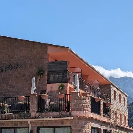 Le Porto T3 55m2 Vue Immeuble Traditionnel En Pierre De Taille Avec Prestations Exceptionnelles Barbecue Ordinateur Videosurveillance Terrasse Panoramique 아파트