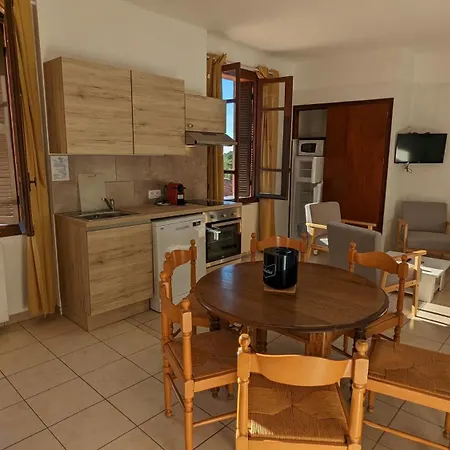 Le Porto T3 55m2 Vue Immeuble Traditionnel En Pierre De Taille Avec Prestations Exceptionnelles Barbecue Ordinateur Videosurveillance Terrasse Panoramique 아파트