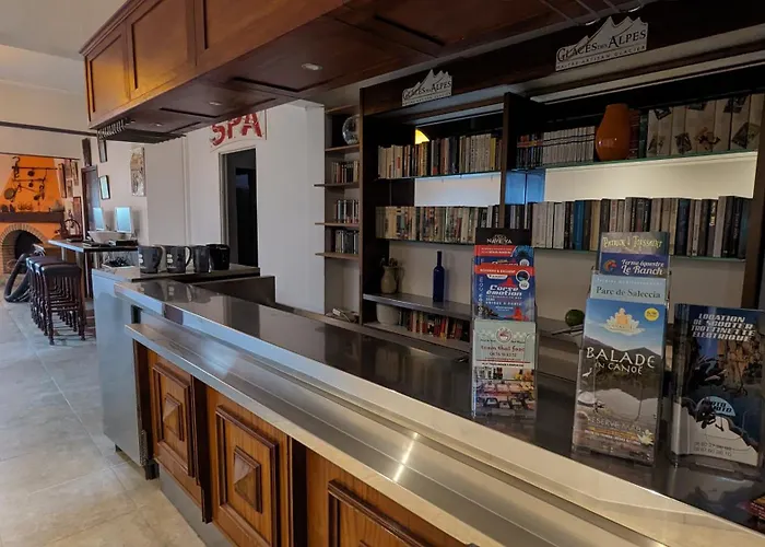 Apartamento Le Porto T3 55m2 Vue Immeuble Traditionnel En Pierre De Taille Avec Prestations Exceptionnelles Barbecue Ordinateur Videosurveillance Terrasse Panoramique Porto (Corsica)