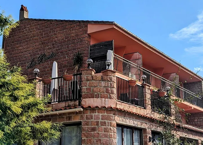 Le Porto T3 55m2 Vue Immeuble Traditionnel En Pierre De Taille Avec Prestations Exceptionnelles Barbecue Ordinateur Videosurveillance Terrasse Panoramique *